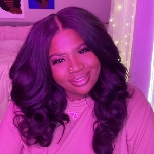 Meet your Posher, Antoria